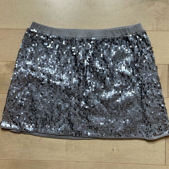Silver sequin skirt - Picture 1 of 2